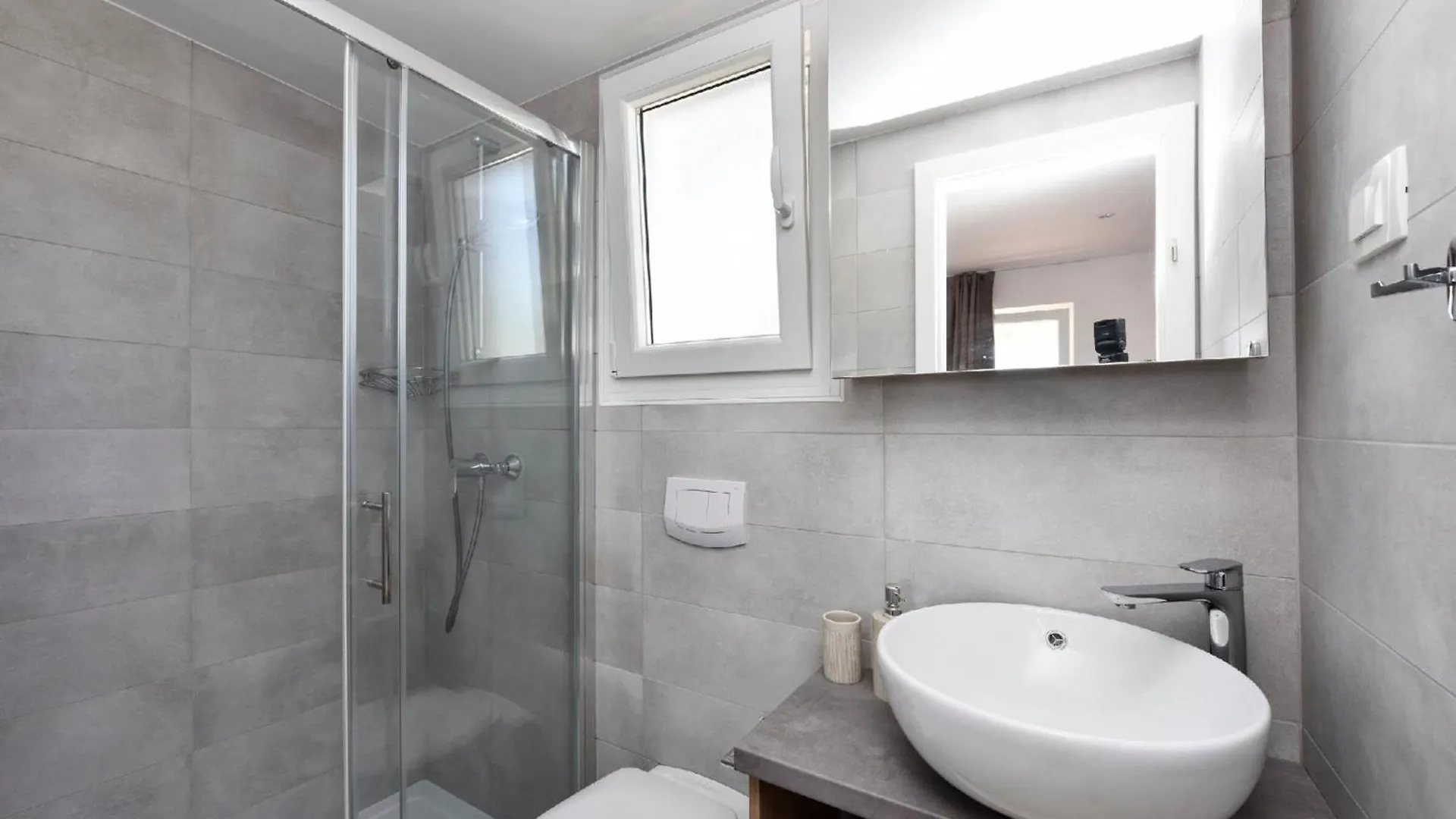 Apartment Premium-Mobilheim Mit 3 Schlafzimmern Auf Dem Campingplatz Ugljan Resort