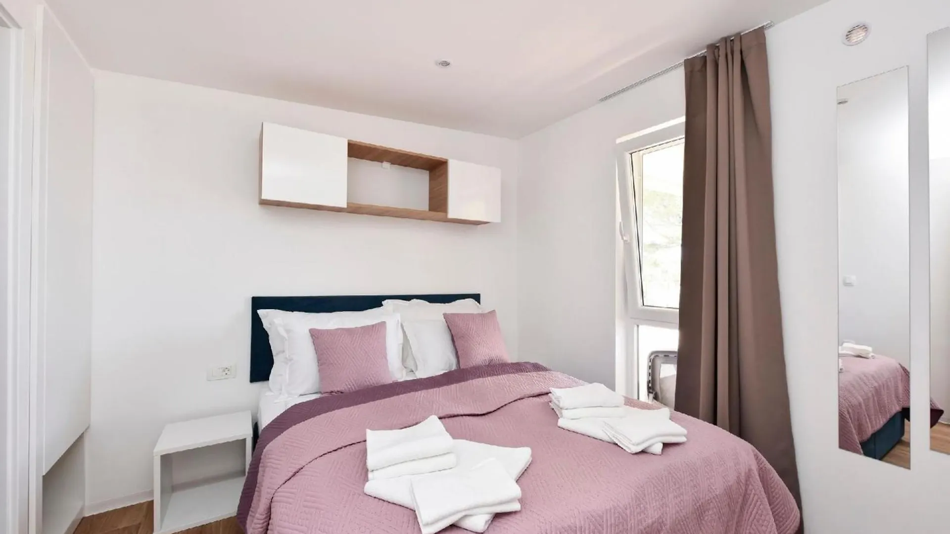 Apartment Premium-Mobilheim Mit 3 Schlafzimmern Auf Dem Campingplatz Ugljan Resort Croatia