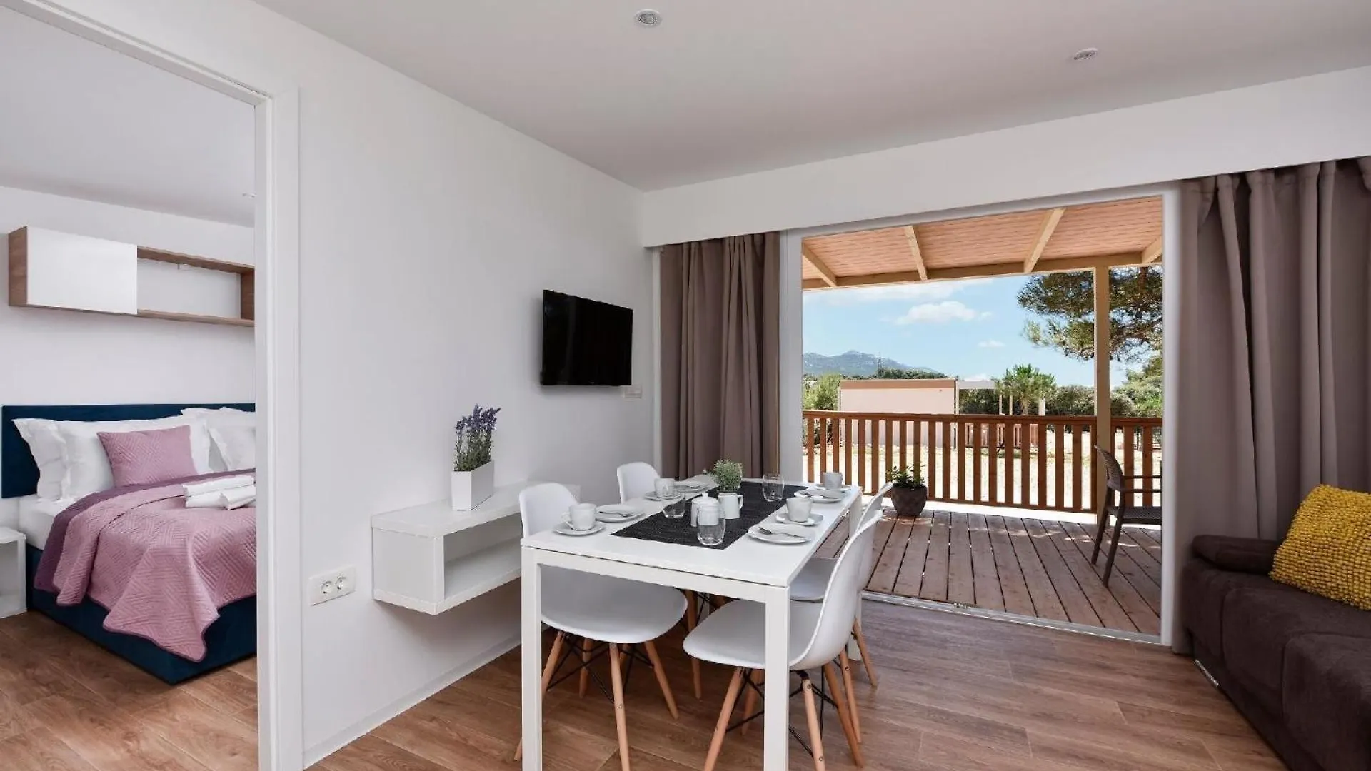 Premium-Mobilheim Mit 3 Schlafzimmern Auf Dem Campingplatz Ugljan Resort 0*,