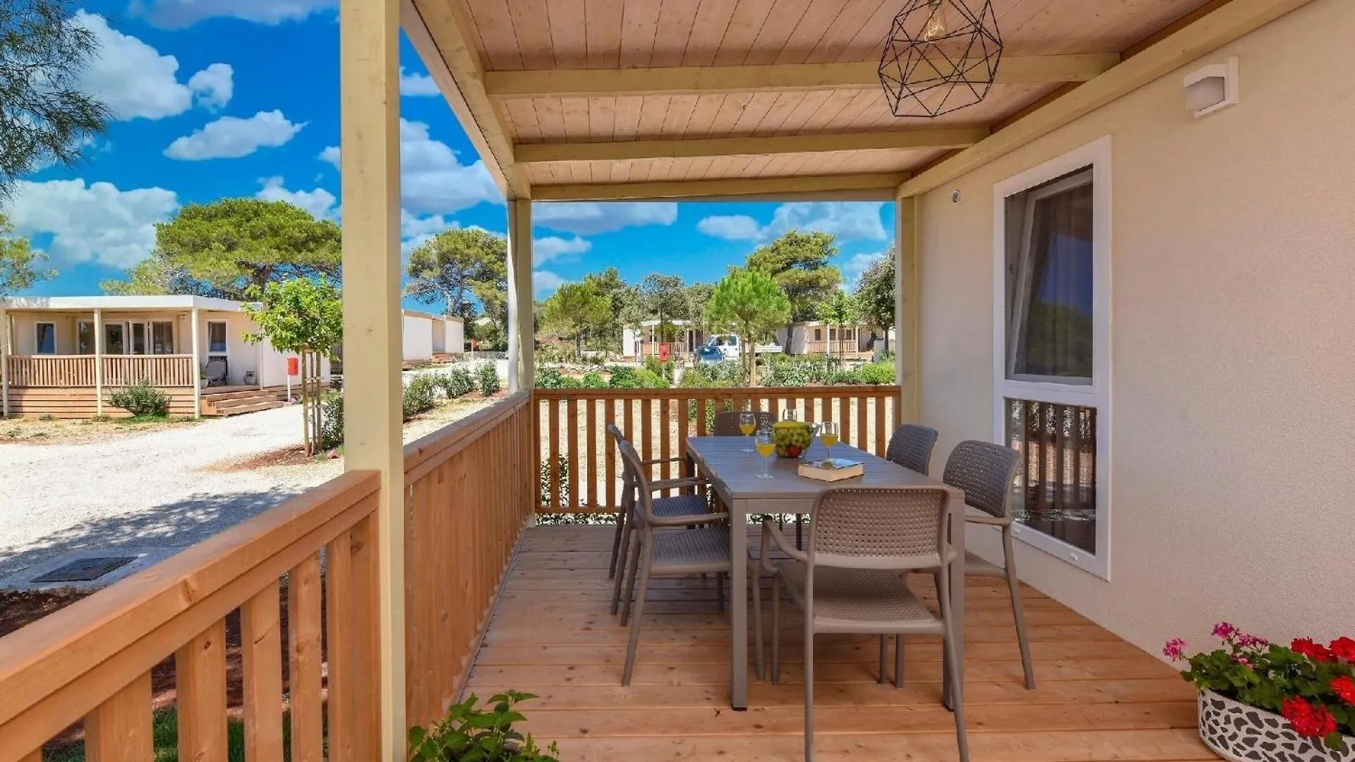 Premium-Mobilheim Mit 3 Schlafzimmern Auf Dem Campingplatz Ugljan Resort Apartment